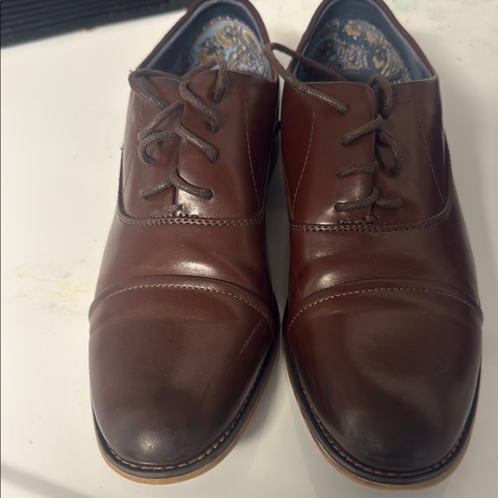 Brown Leather Oxford Shoes with Closed Lacing